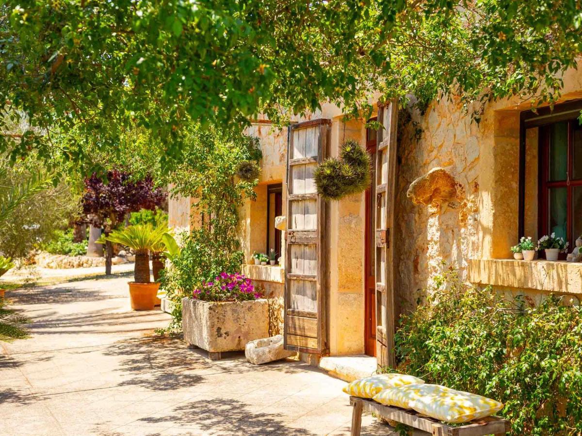 Can Suau Llubí Exterior foto